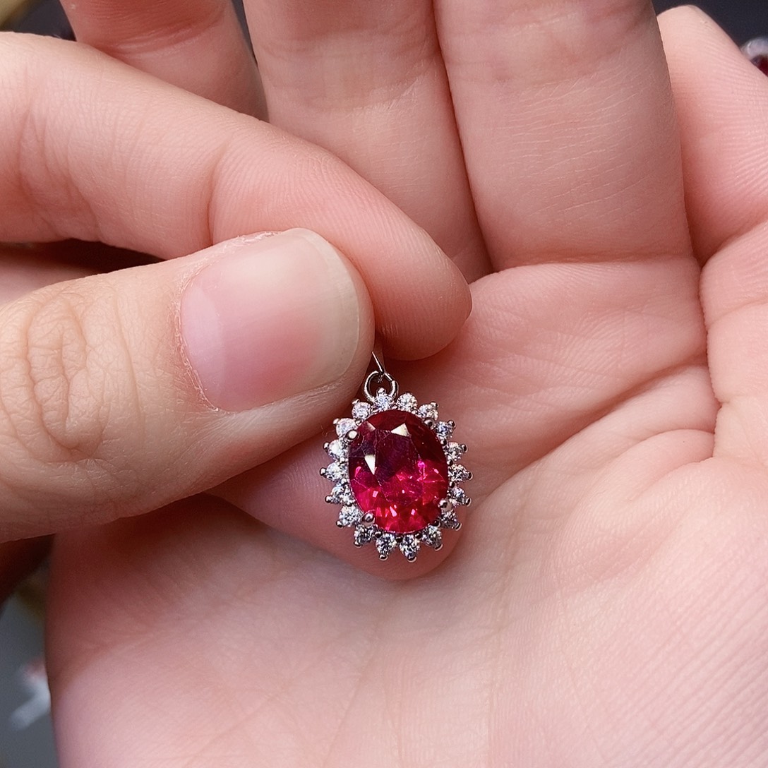 红宝石吊坠(赠链)银S925镶嵌
