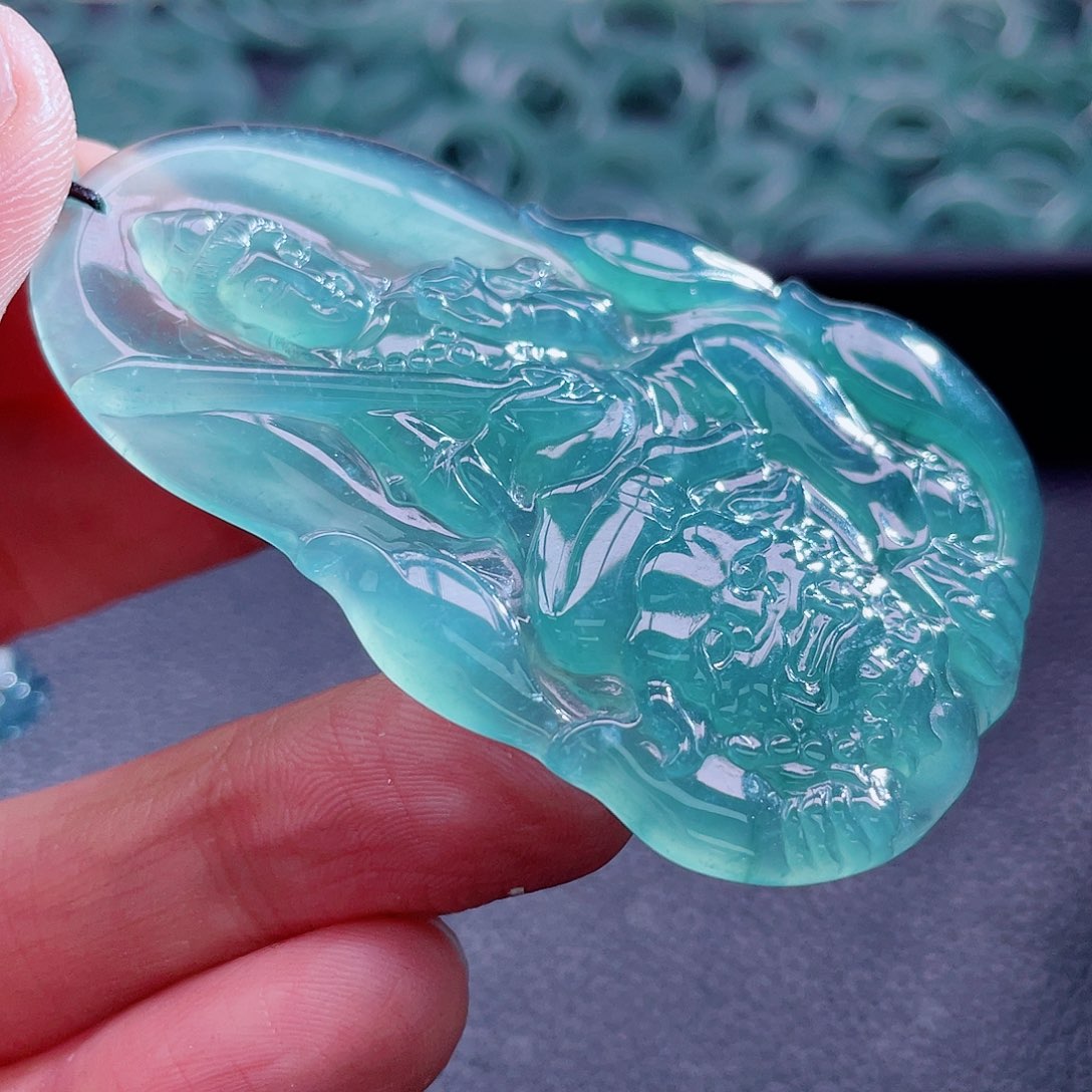 翡翠颈饰未镶嵌8888888888