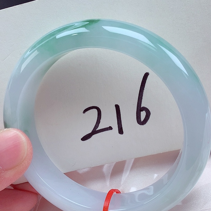 翡翠未镶嵌手镯翡翠