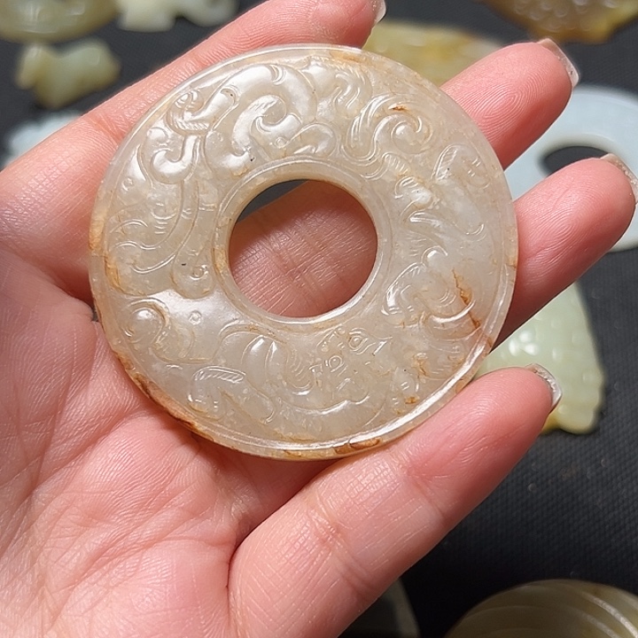 新***华和田玉（糖玉）未镶嵌挂件