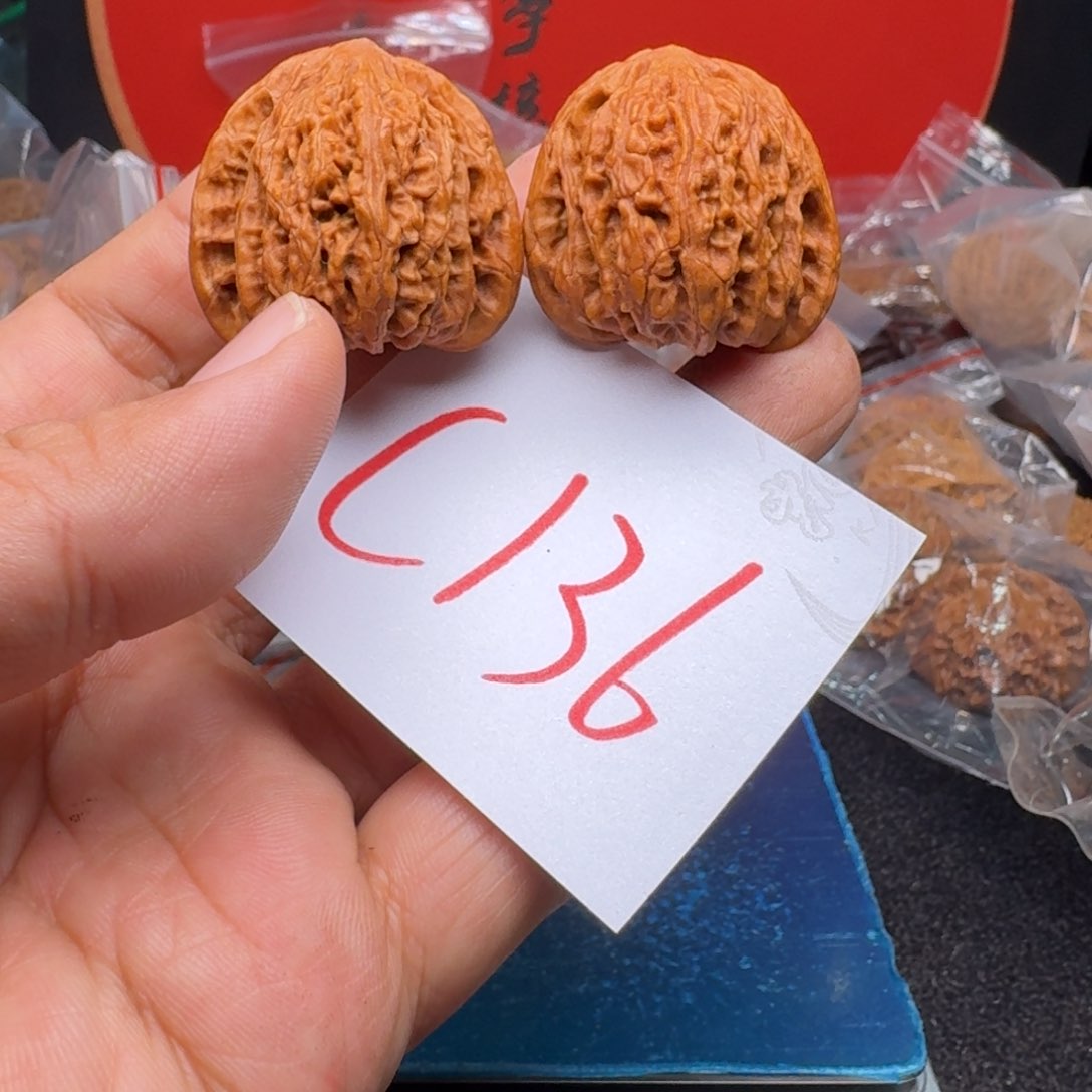 文玩核桃把件34矮密