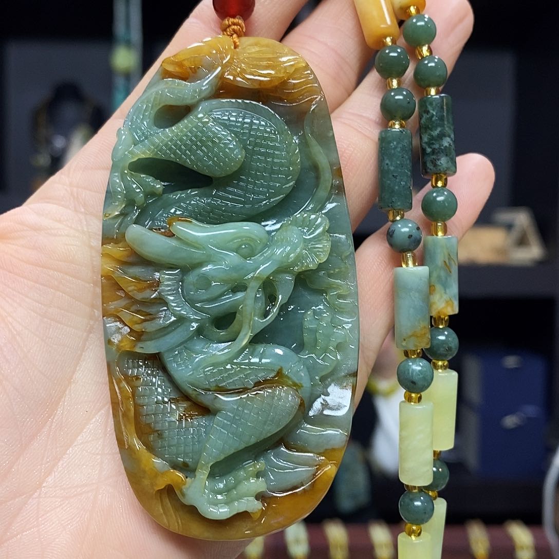 岫玉挂件吊坠未镶嵌