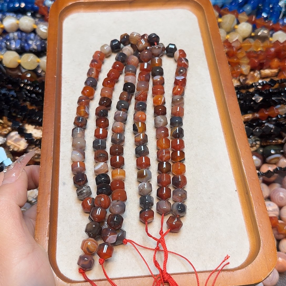 玛瑙/玉髓合金珠宝半成品10mm战国红玛瑙路路通一条