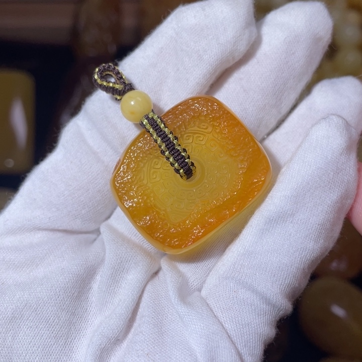 琥珀吊坠(不含链)未镶嵌