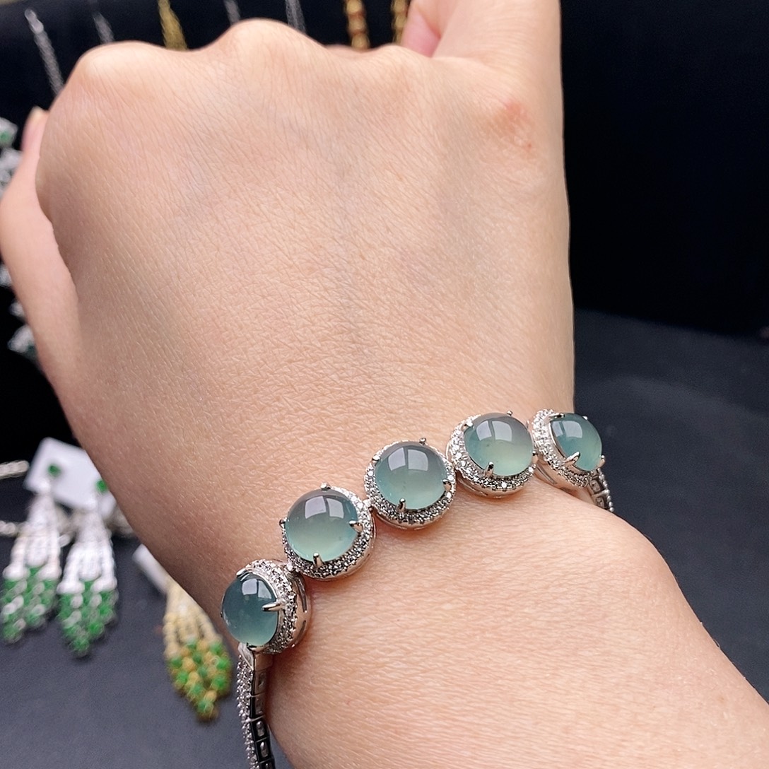 丫***你翡翠银S925镶嵌戒指