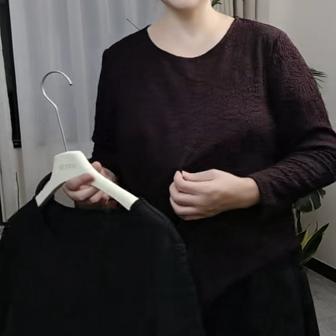 秋季时尚百搭遮肉减龄显瘦提花女款套头衫