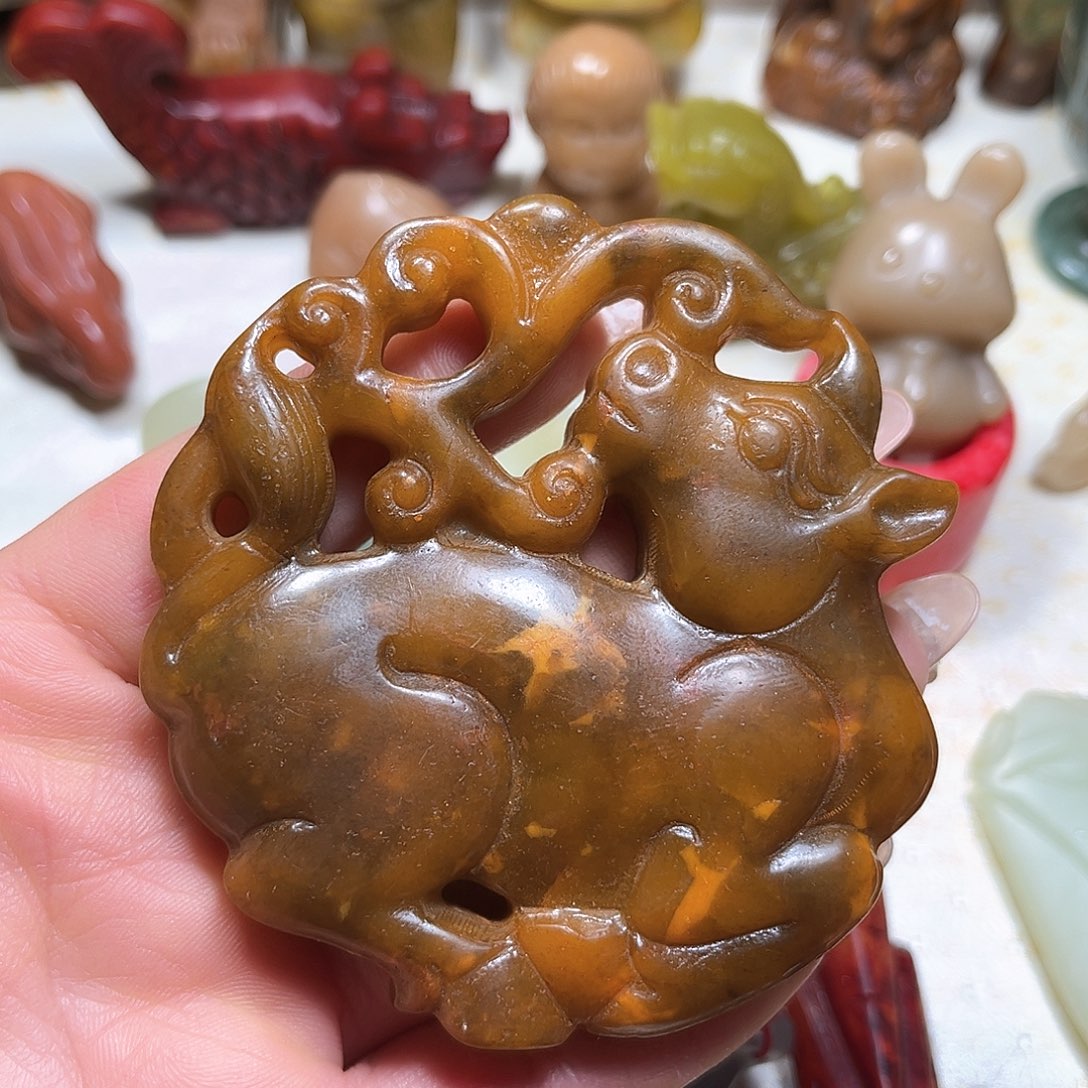 白玉菩提吊坠白玉菩提吊坠