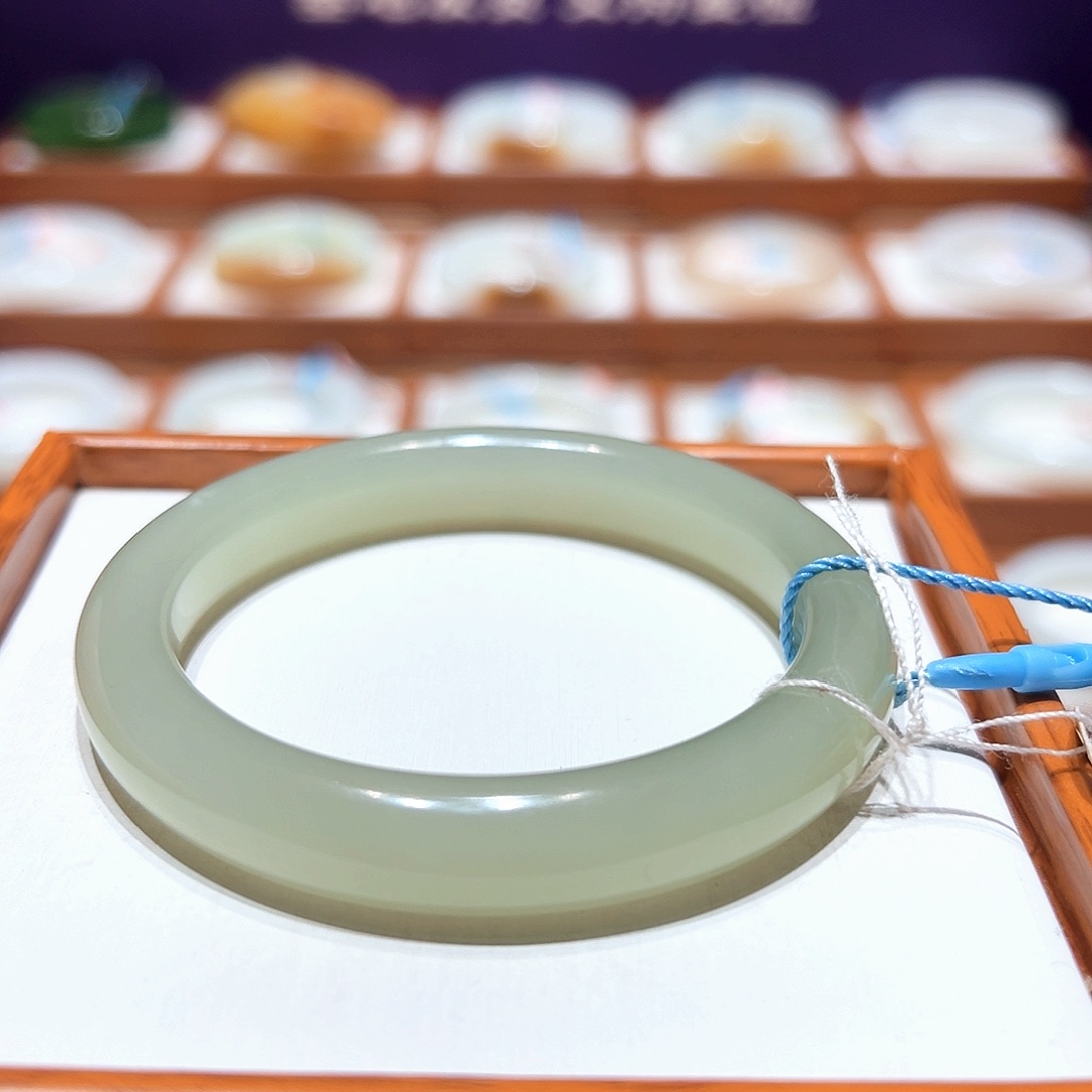 和田玉手镯54/55未镶嵌