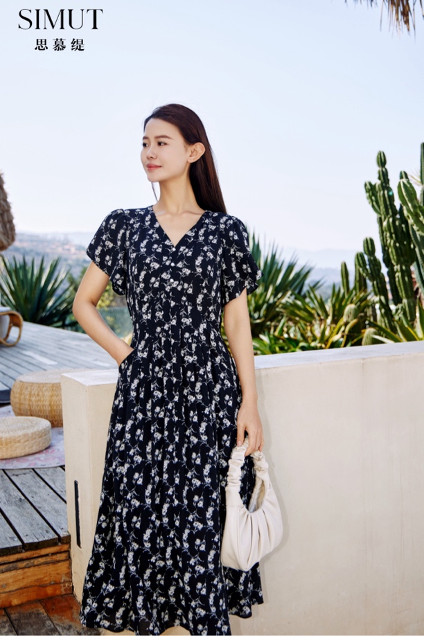 思慕缇SIMUT夏季新品极简浪漫法式优雅黑白雪纺连衣裙