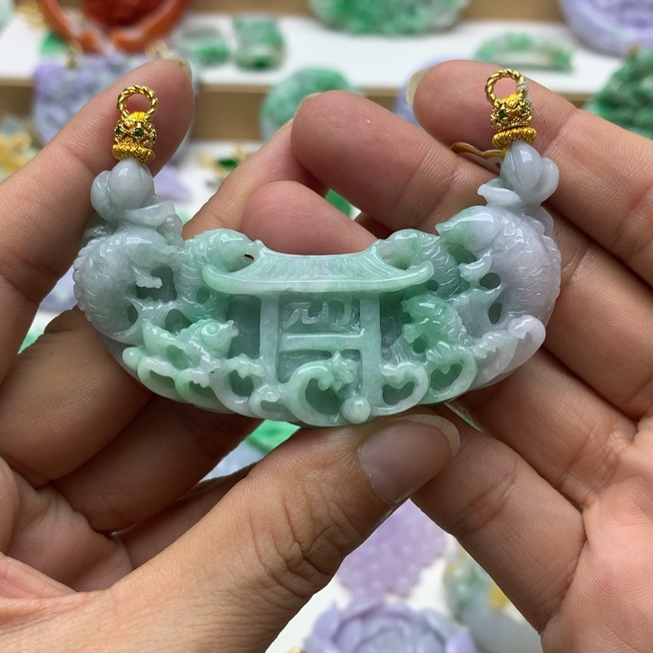颈饰未镶嵌翡翠翡翠