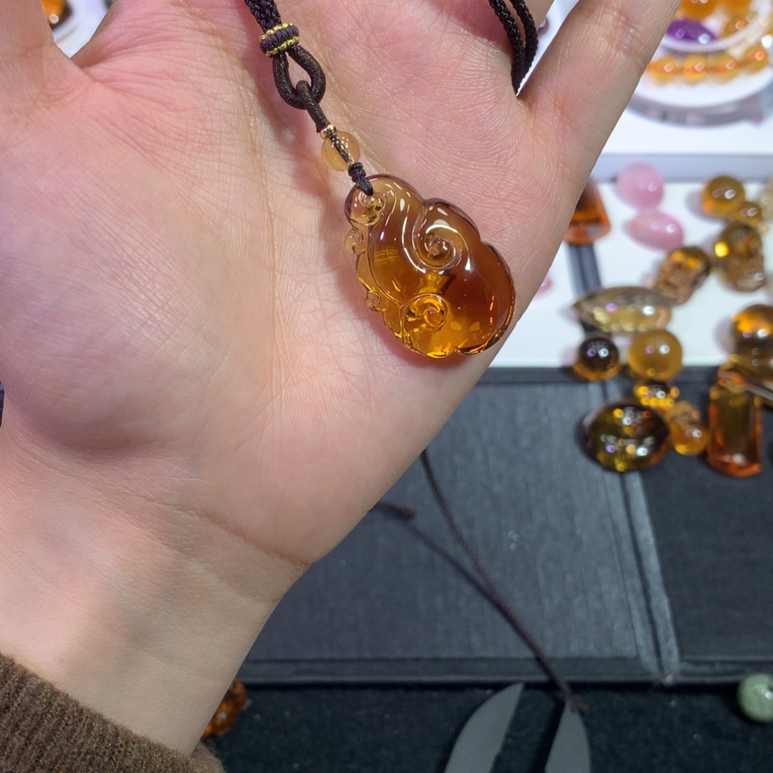 水晶颈饰未镶嵌天然