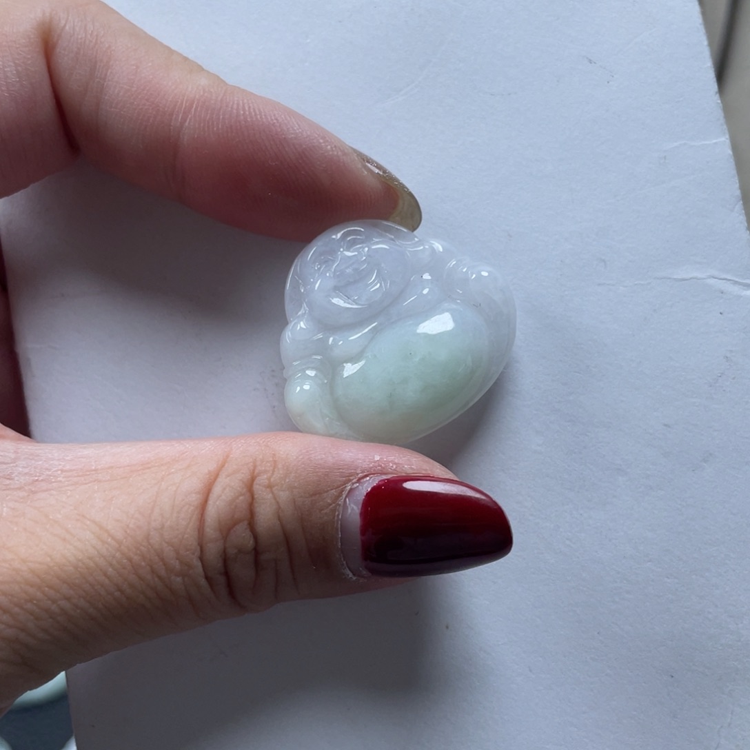 翡翠颈饰未镶嵌佛公