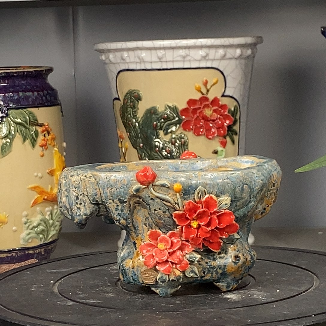 l***x正宗岭南石湾盆上利亚