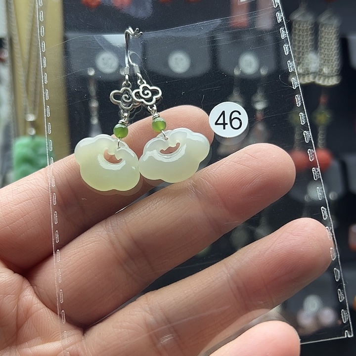 和田玉耳饰银S925镶嵌云*?