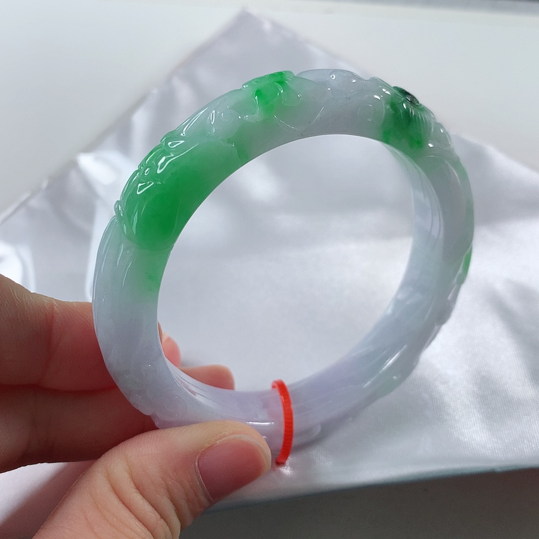 翡翠手镯未镶嵌①②⑧