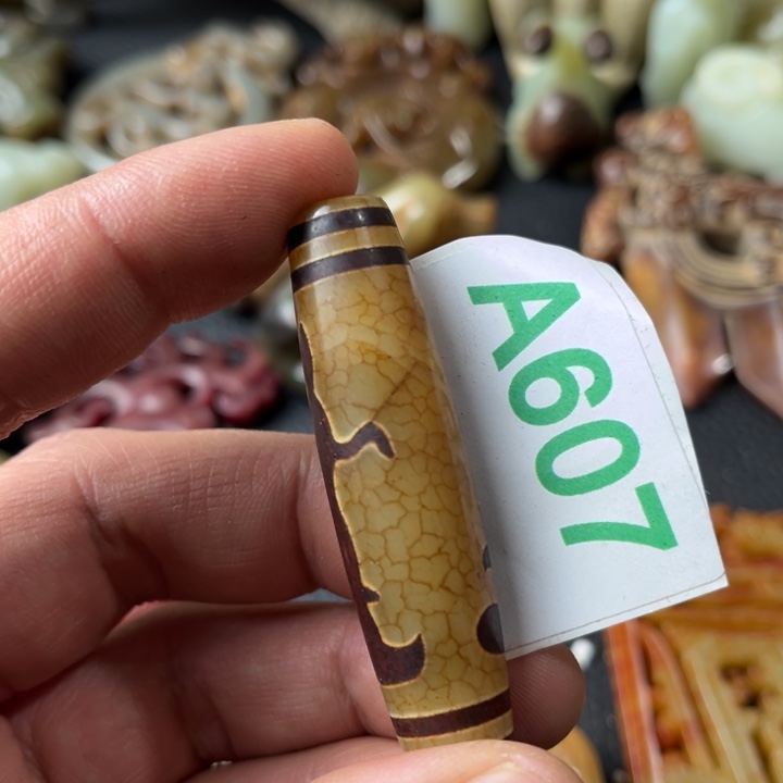 玛瑙/玉髓颈饰合金