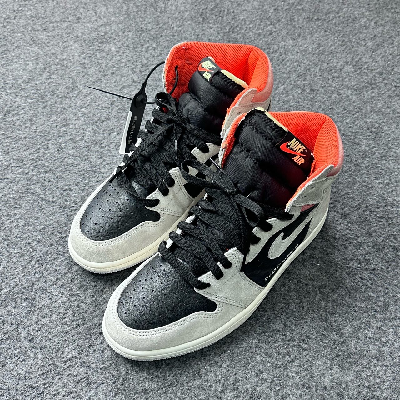 95新 MM6 灰麂皮 44码原盒 ZZ2004鞋