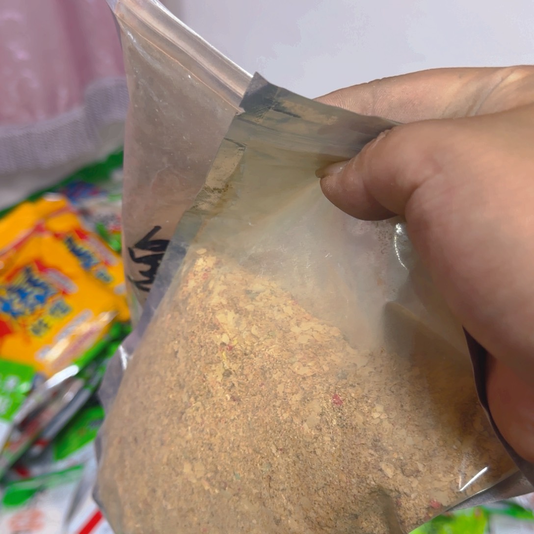 两包自配饵料。。。。