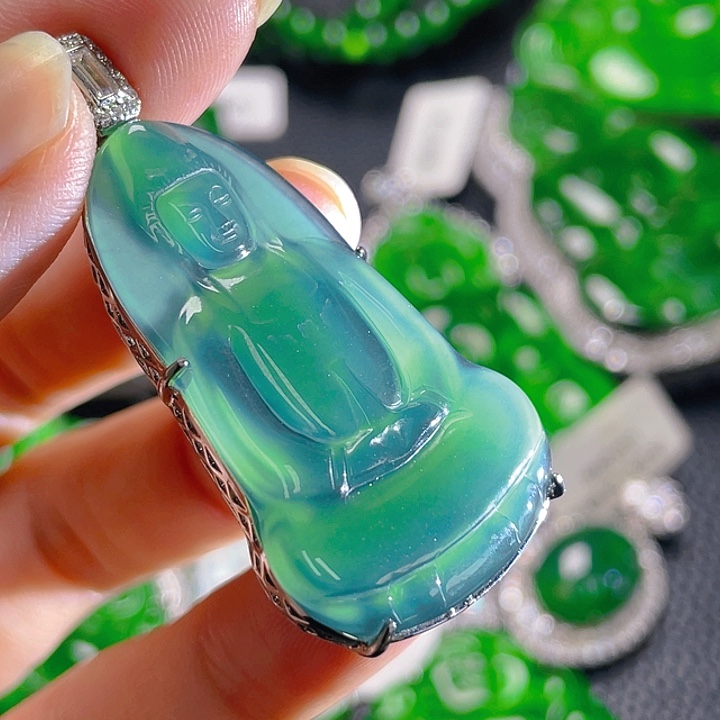 翡翠未镶嵌颈饰11，