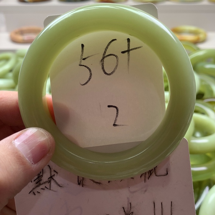 蛇纹石玉手镯未镶嵌哈*1