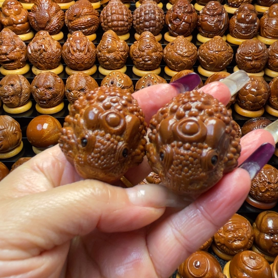 橄榄核把件橄榄球