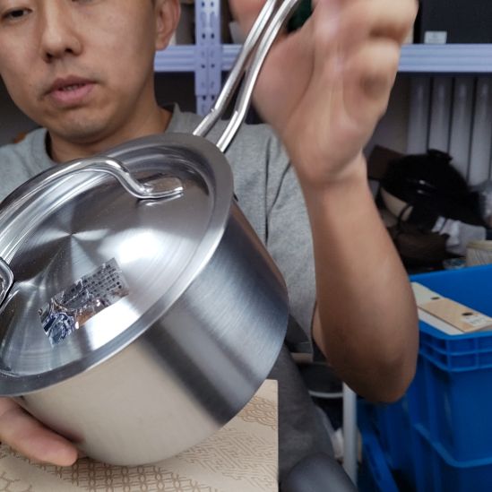 铁奶锅。。。。。。。。。。。。。。