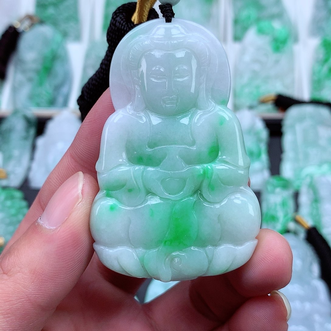 翡翠颈饰未镶嵌翡翠吊坠