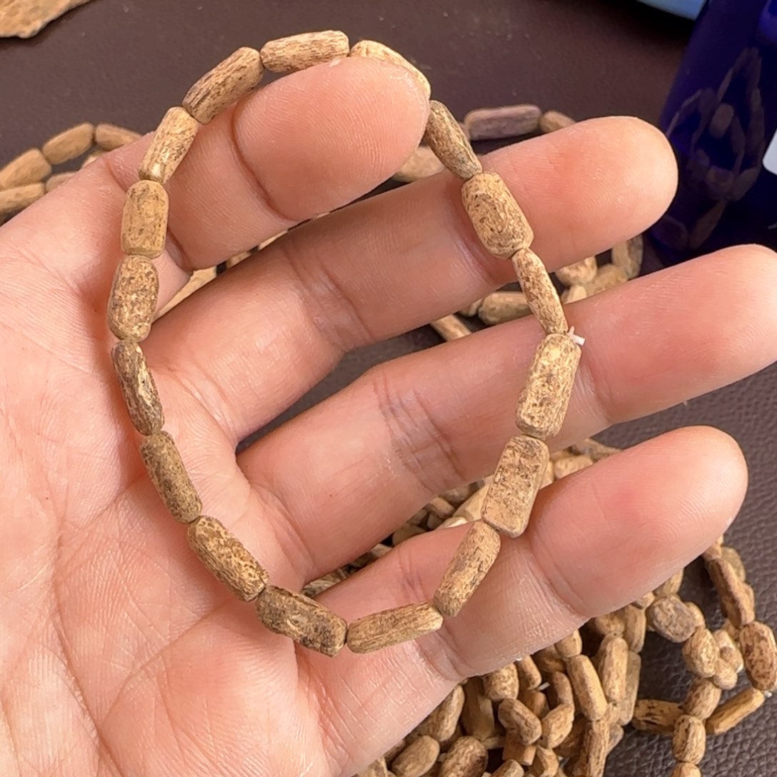 沉香手串斯里兰卡土沉1.6克