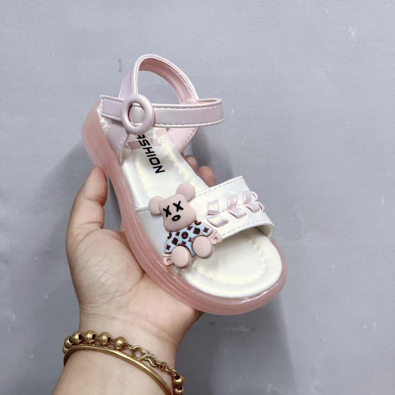 女宝中大童夏季新款公主凉鞋休闲凉鞋8809（北中架）