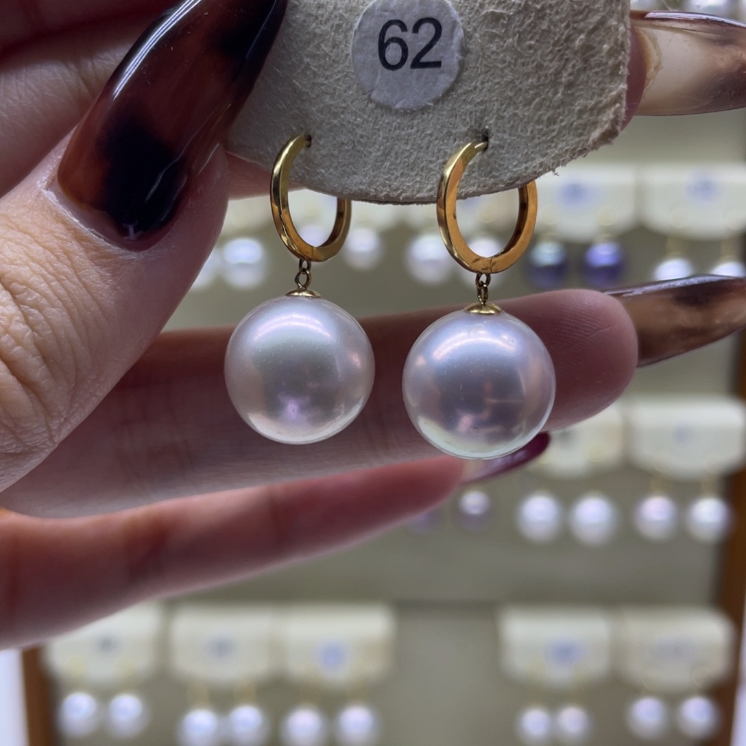 淡水珍珠耳饰18K金镶嵌