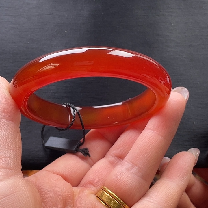 玛瑙/玉髓未镶嵌手镯60.5