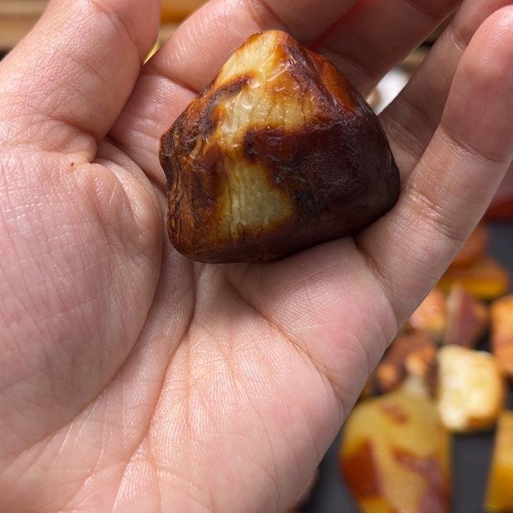 未镶嵌定制蜜蜡m***金蜜蜡定制