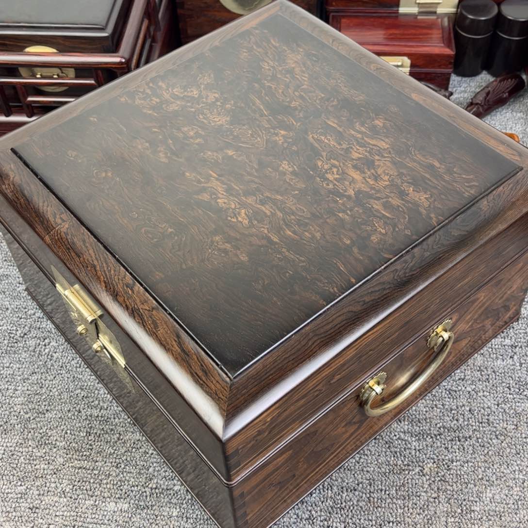 东非黑黄檀（紫光檀）30 30 16.5 全独板九宫格箱子