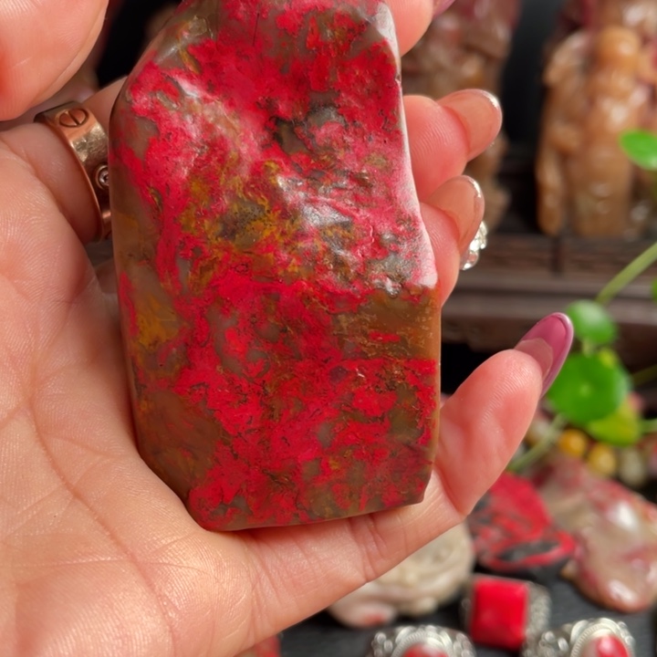 昌化鸡血石昌化鸡血石原石