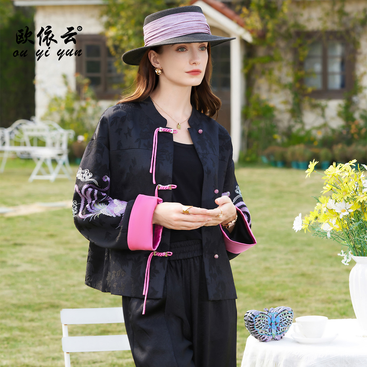 38729欧依云新中式洋气短外套中年女春装2025新款轻奢高级感气质
