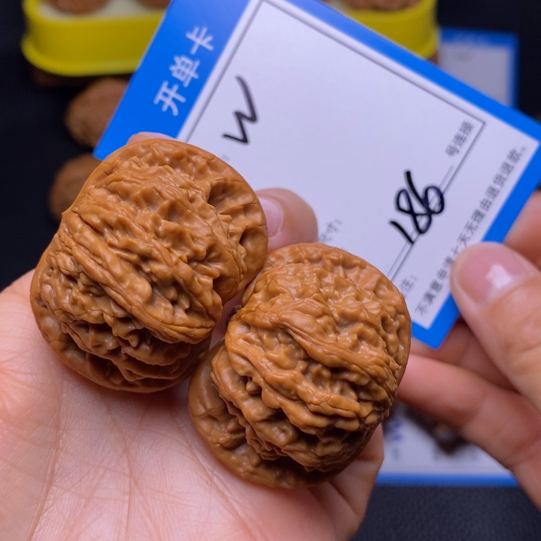 文玩核桃把件41至尊虎186