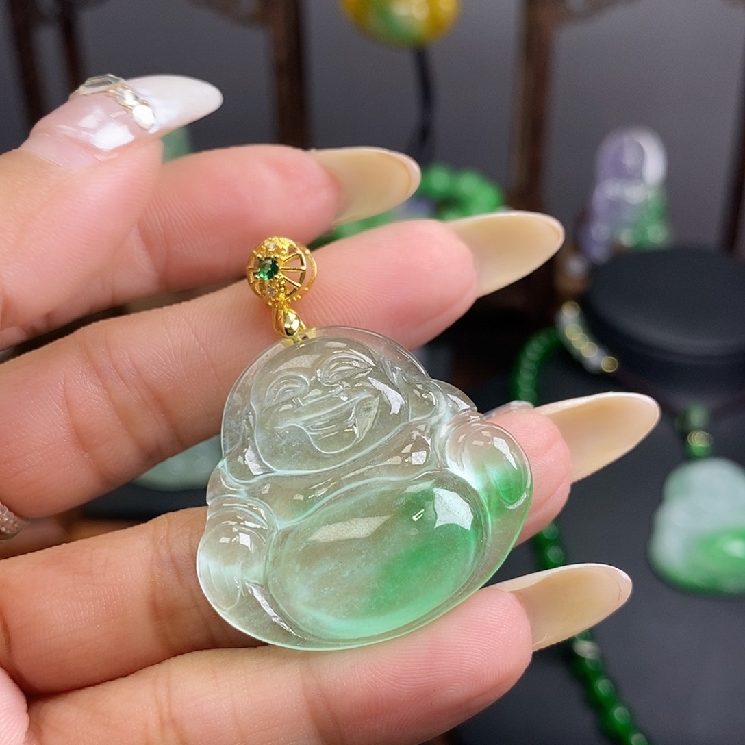 吊坠(赠链)未镶嵌翡翠