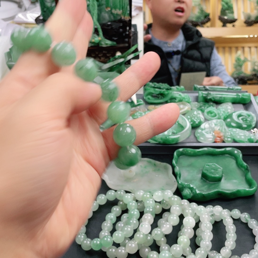 石英质玉手串未镶嵌