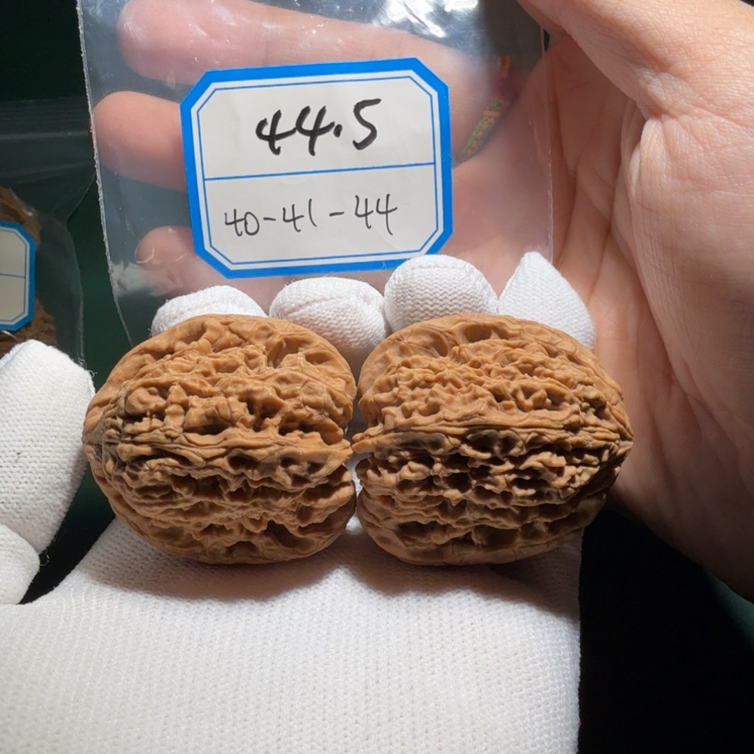 文玩核桃吊坠南疆高炮拉丝6