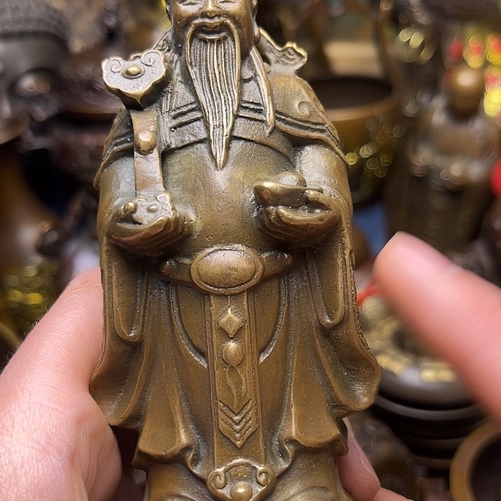 精美铜器批发档口