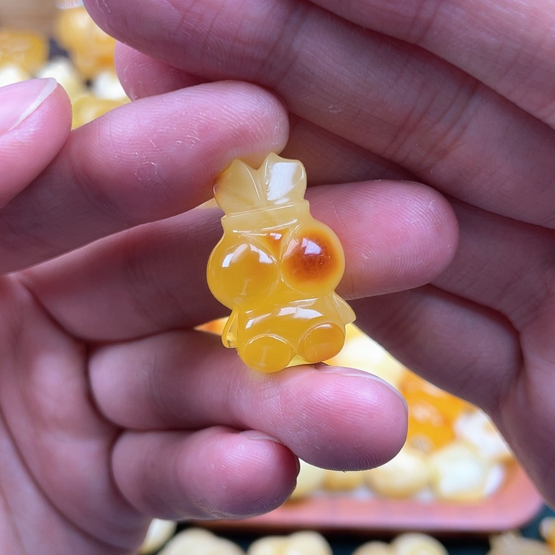 琥珀裸石未镶嵌欣**宝蜜蜡