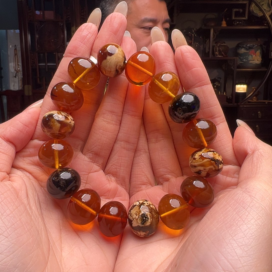 琥珀裸石未镶嵌叶*子抚顺琥珀10221。17mm