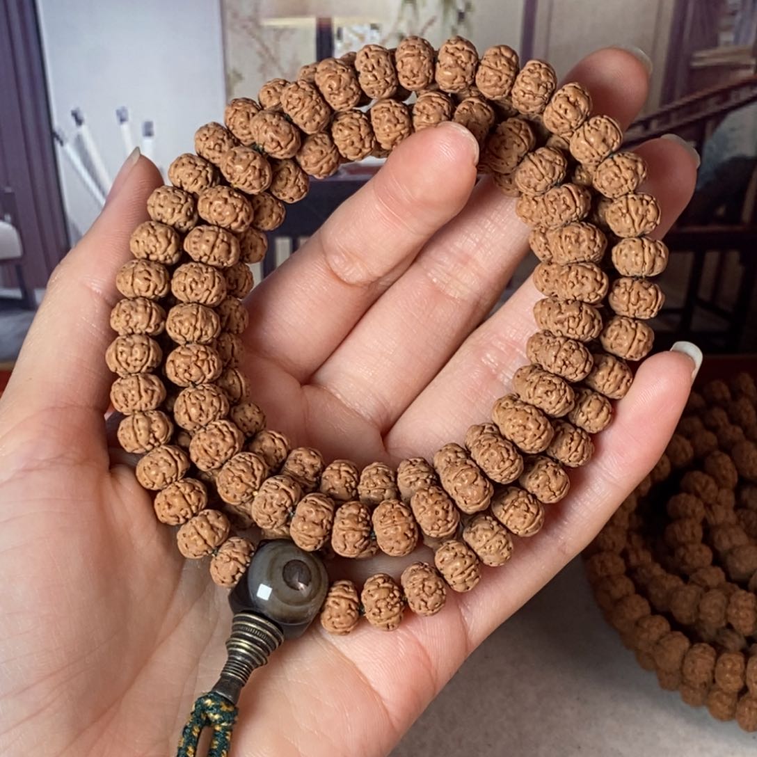 吊坠金刚菩提32号神秘野王卡9左右