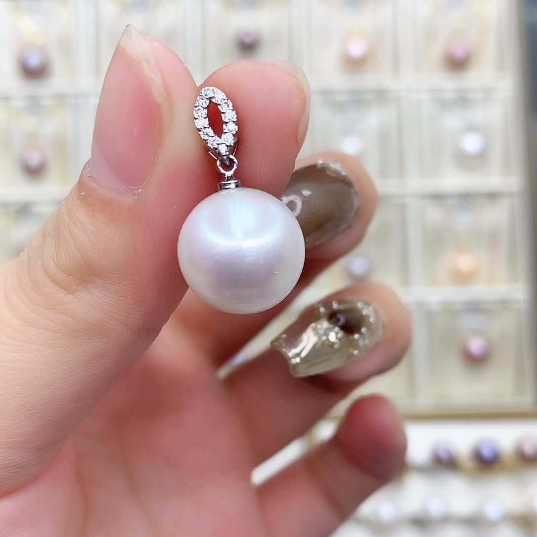 淡水珍珠颈饰合金