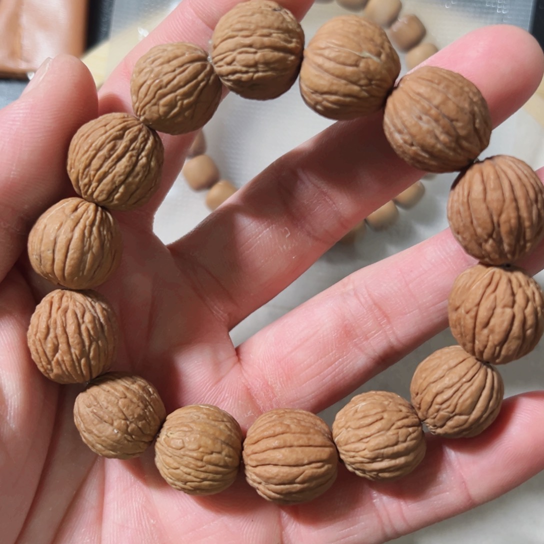 猴头核桃手串原皮