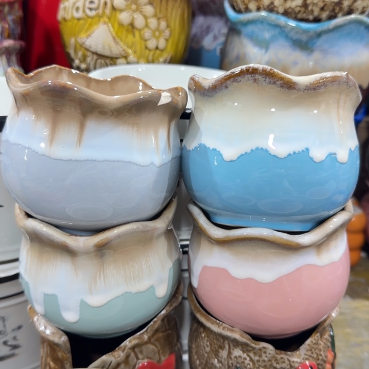 凑9块包邮，有孔，陶瓷花盆