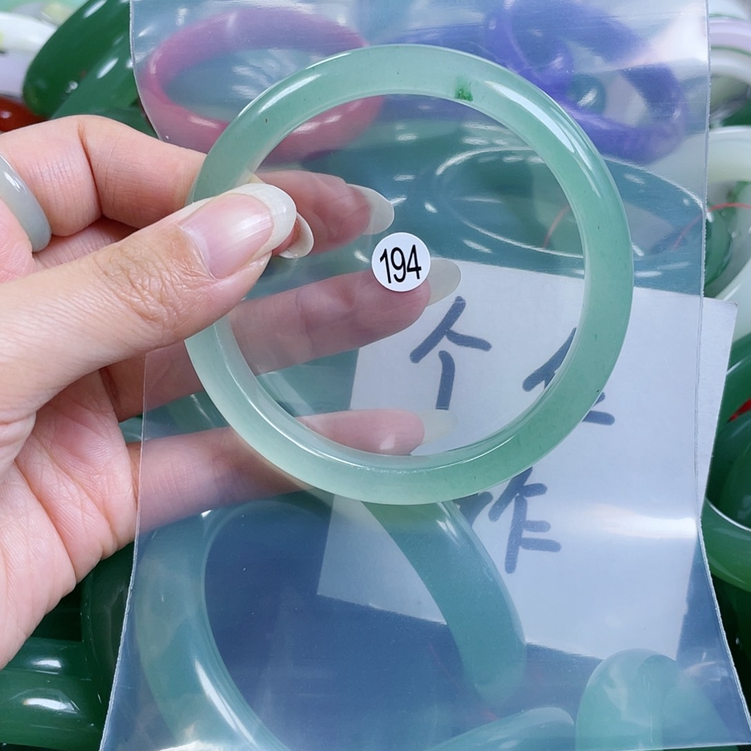 石英质玉手链未镶嵌63