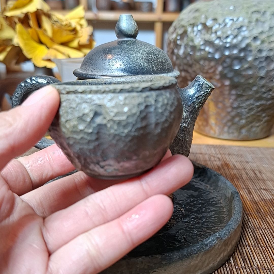 *****坭兴陶纯柴烧杯，微瑕