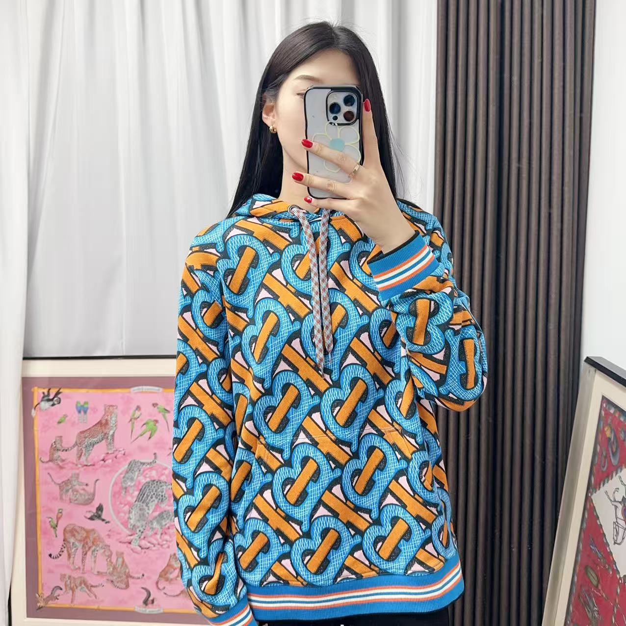 95新 BURBERRY/博柏利 满印TB字母帽衫/251216WQQ5S05