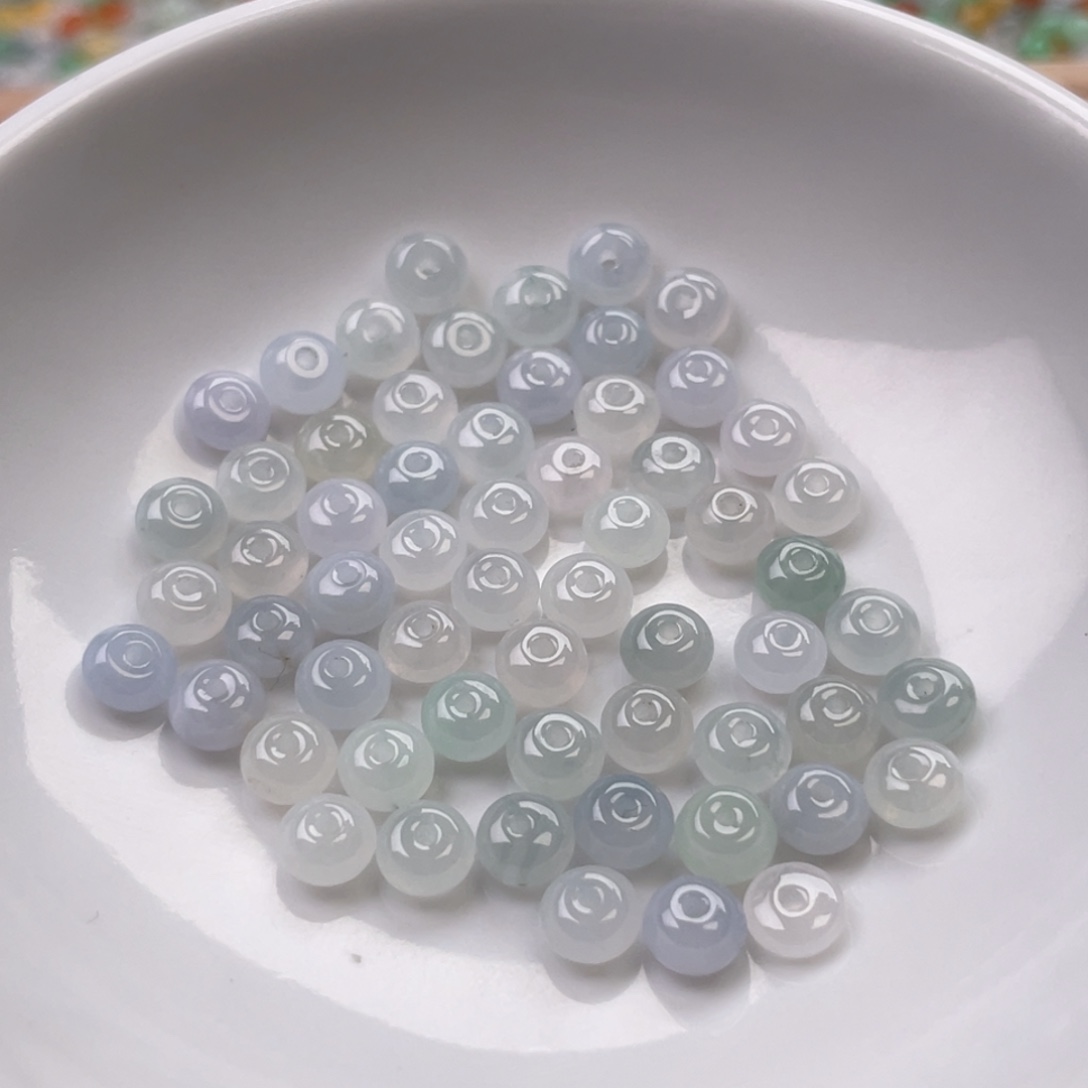 颈饰未镶嵌翡翠3元一颗卡5.7